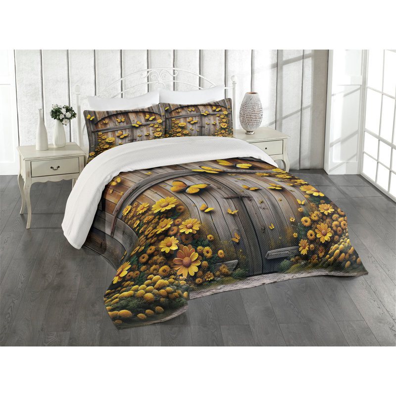 Polyester Floral Coverlet, Queen Coverlet + 2 Standard Shams