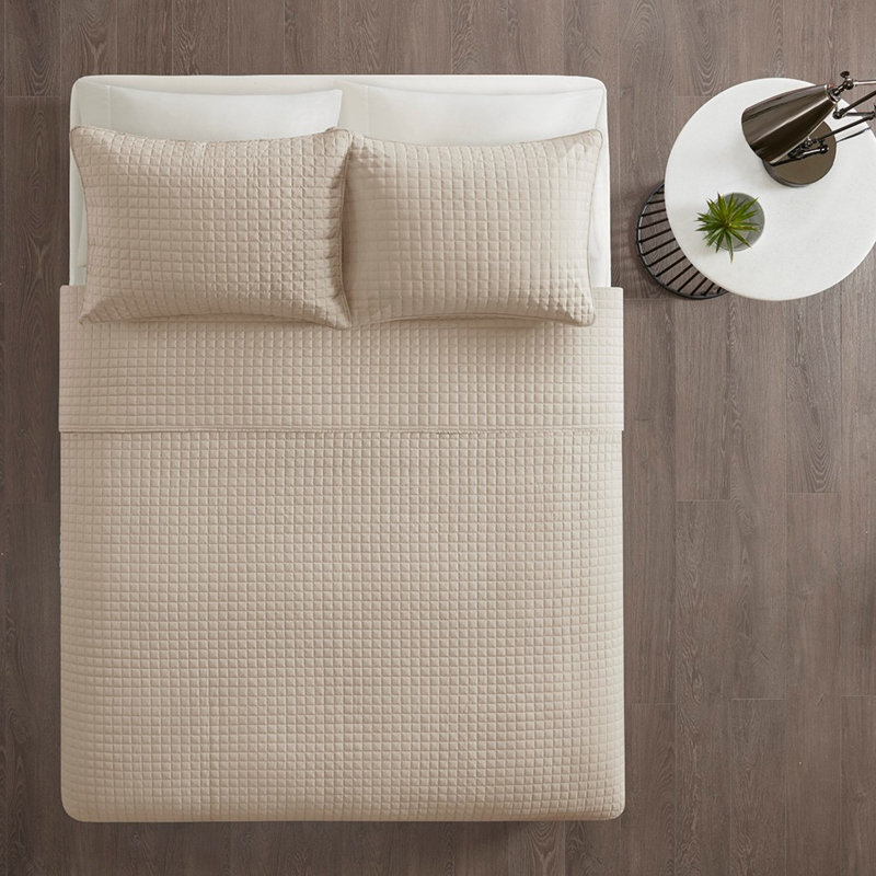 Comfortable Reversible Bedding Sets, Polyester Quilt, Casual Style For Home