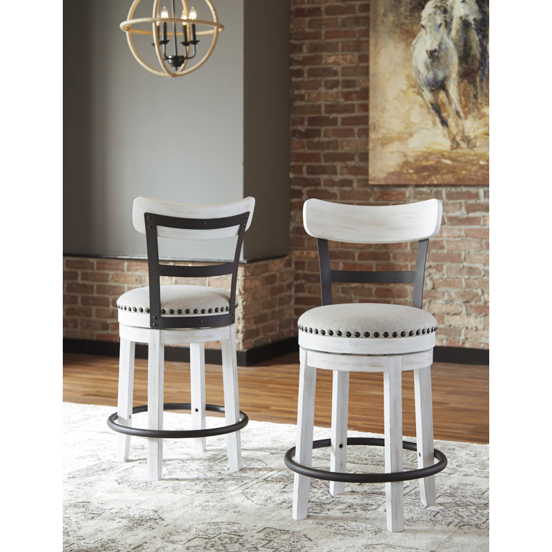 Table de salle à manger à hauteur de comptoir Valebeck et 4 tabourets de bar, Beige/noir, 5 Pieces: Table, 4 Chairs