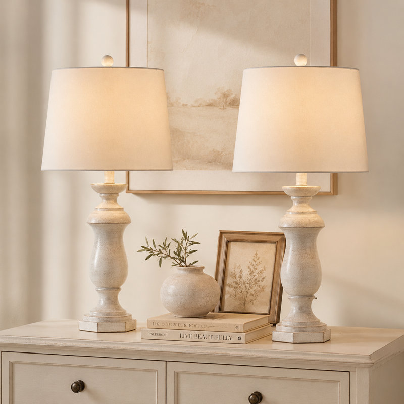 Lampe de table traditionnelle en résine 27 po avec gradateur 3 voies Cayuta, Blanc