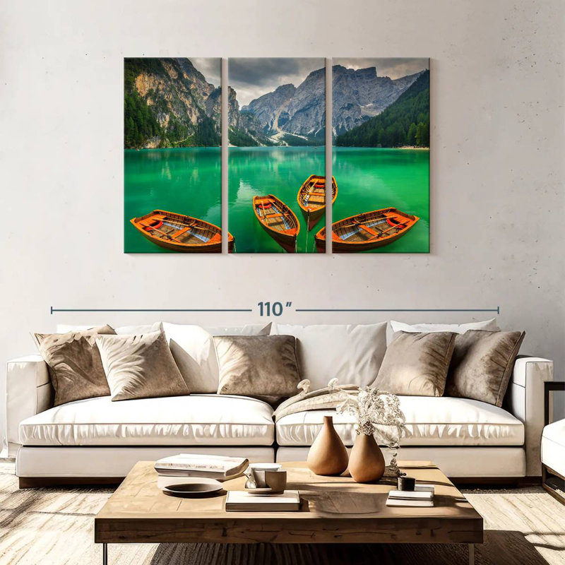 Bateaux Mehar au lac Braies, H 48 po x l 74 po