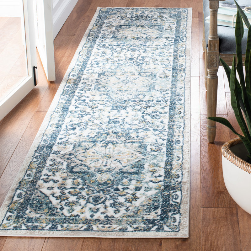 Tapis oriental bleu marine Dewberry, Tapis de couloir 2 pi 2 po x 9 pi