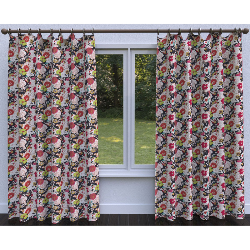 Tissu à imprimé floral, Rose / Vert