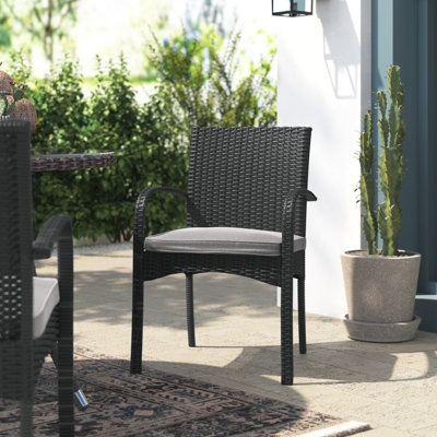 Chaise de patio avec coussin
