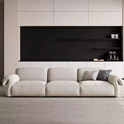 Petit canapé minimaliste de style crème