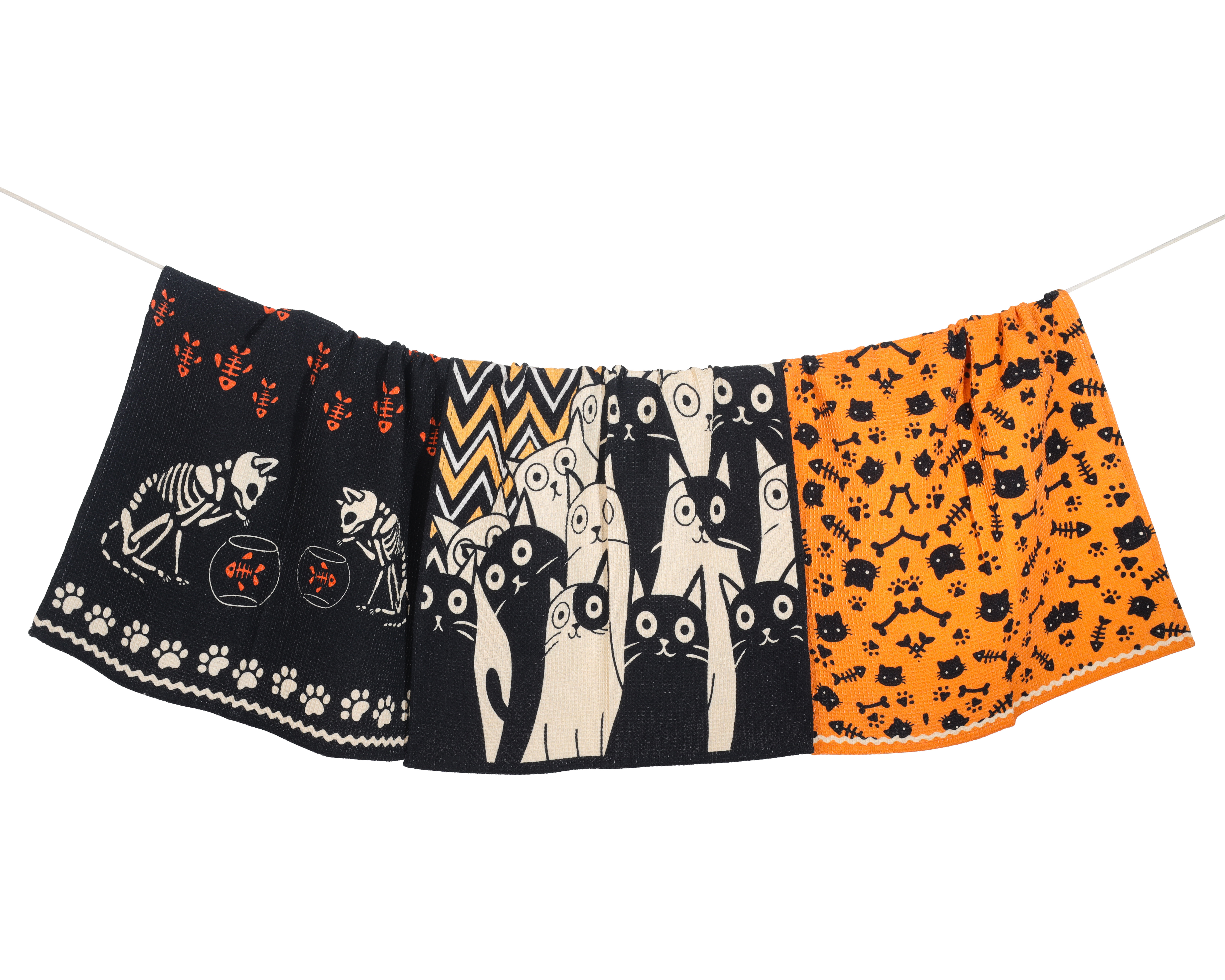 The Holiday Aisle® Spooky Cat Halloween Kitchen Towel Set | Wayfair
