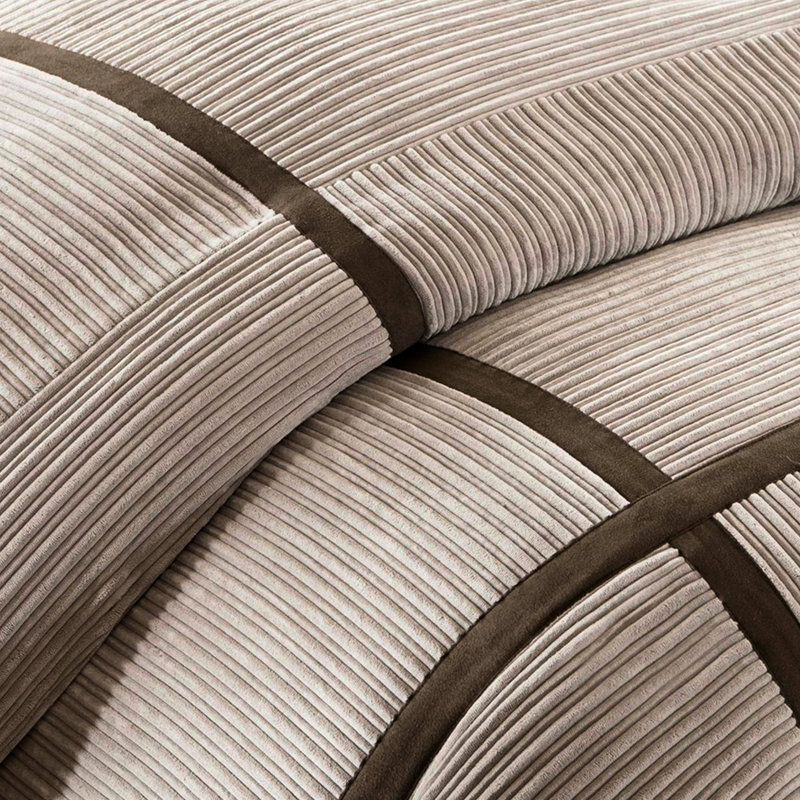 Grand lit en velours côtelé Taupe - Confort luxueux et confortable, Taupe, Grand édredon et 6 pièces supplémentaires