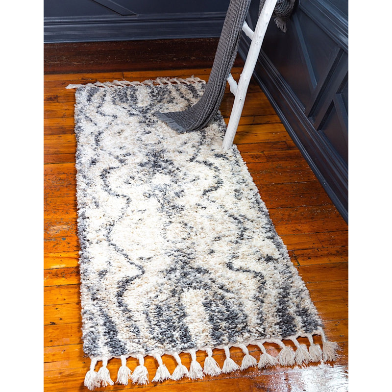 Mitzy Ikat Indoor Rug, Runner 2'7" x 8'2"