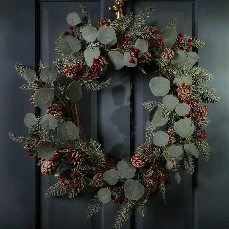 Dried Pinecones 61cm Wreath