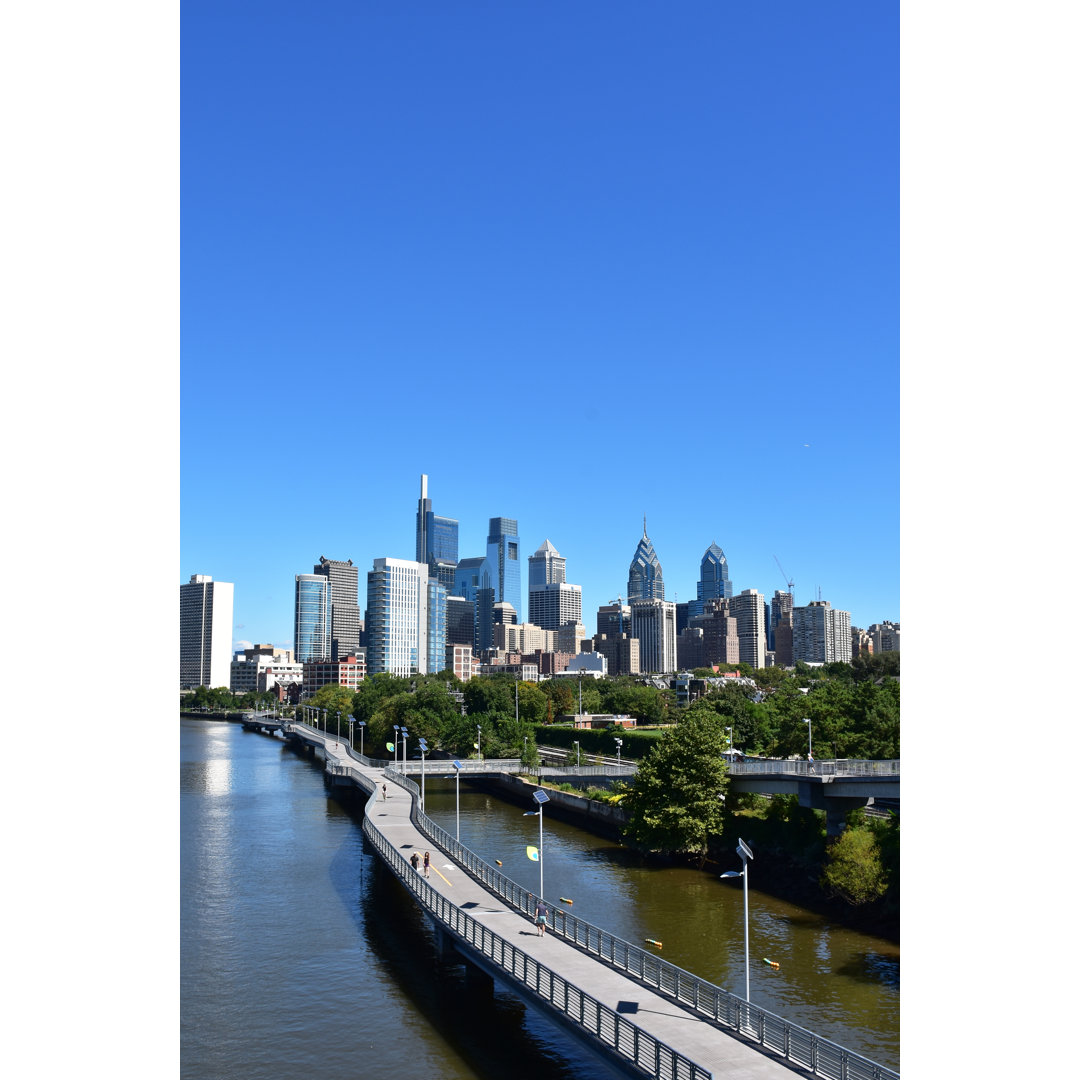 Philadelphia Skyline von Curtrog - Leinwandfoto