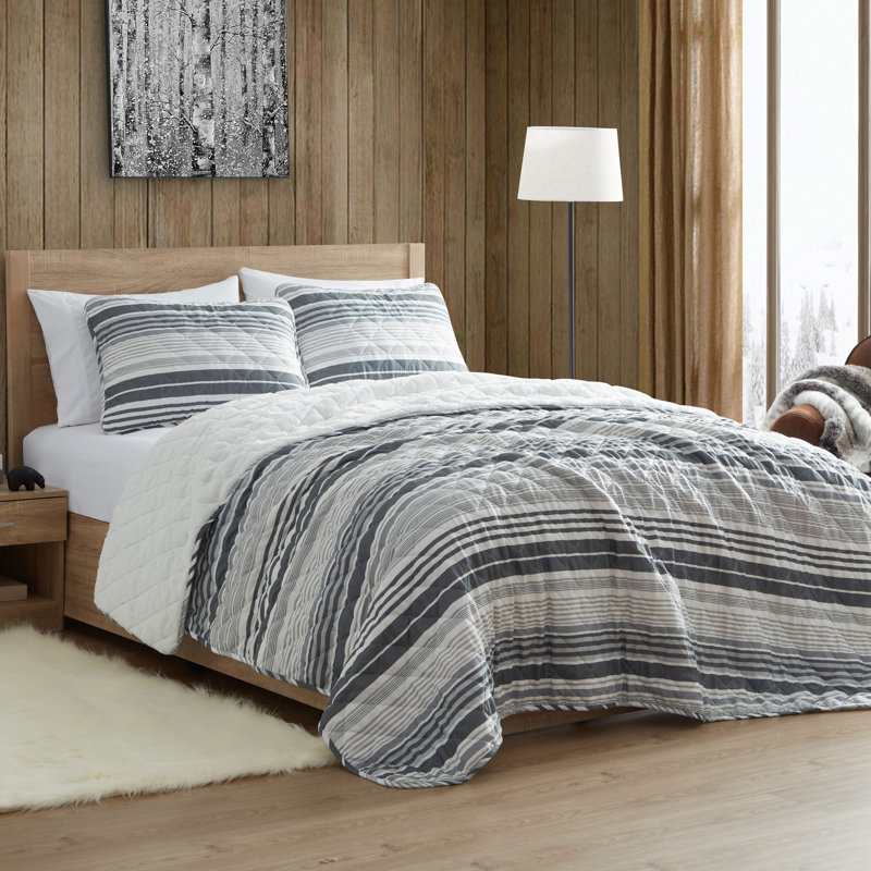 Gray/Black Microfiber 3 Piece Quilt Set, Queen Quilt + 2 Standard Shams