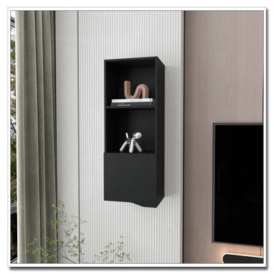 Armoire murale noire avec une porte