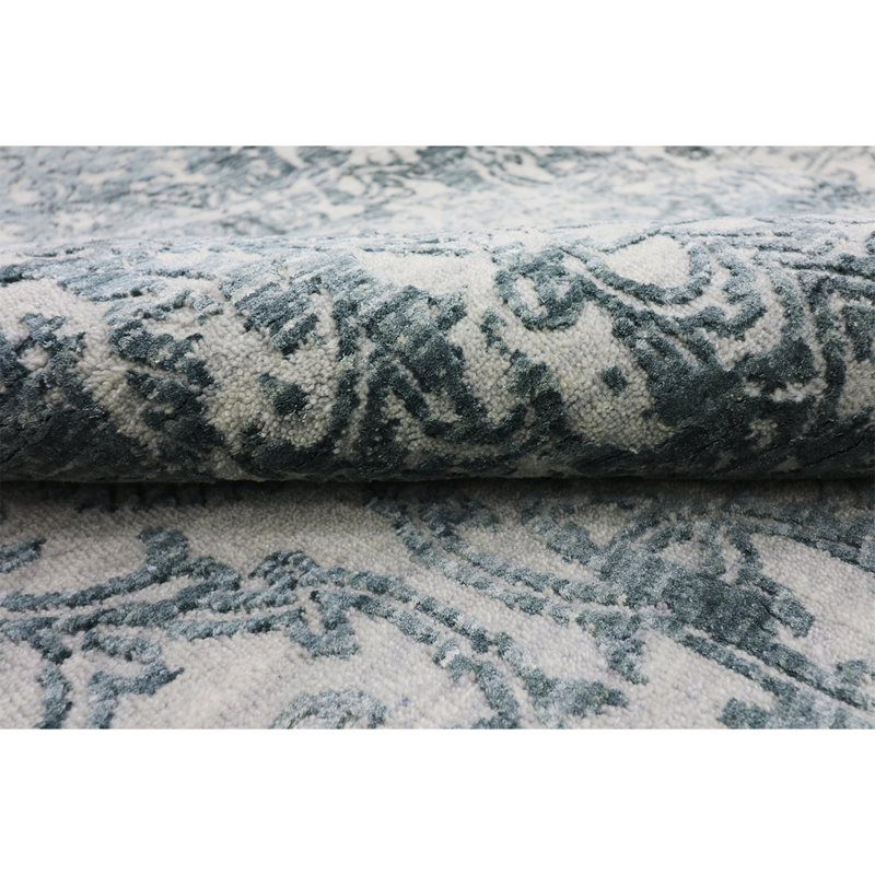 Damask Area Rug, Rectangle 9' x 12'