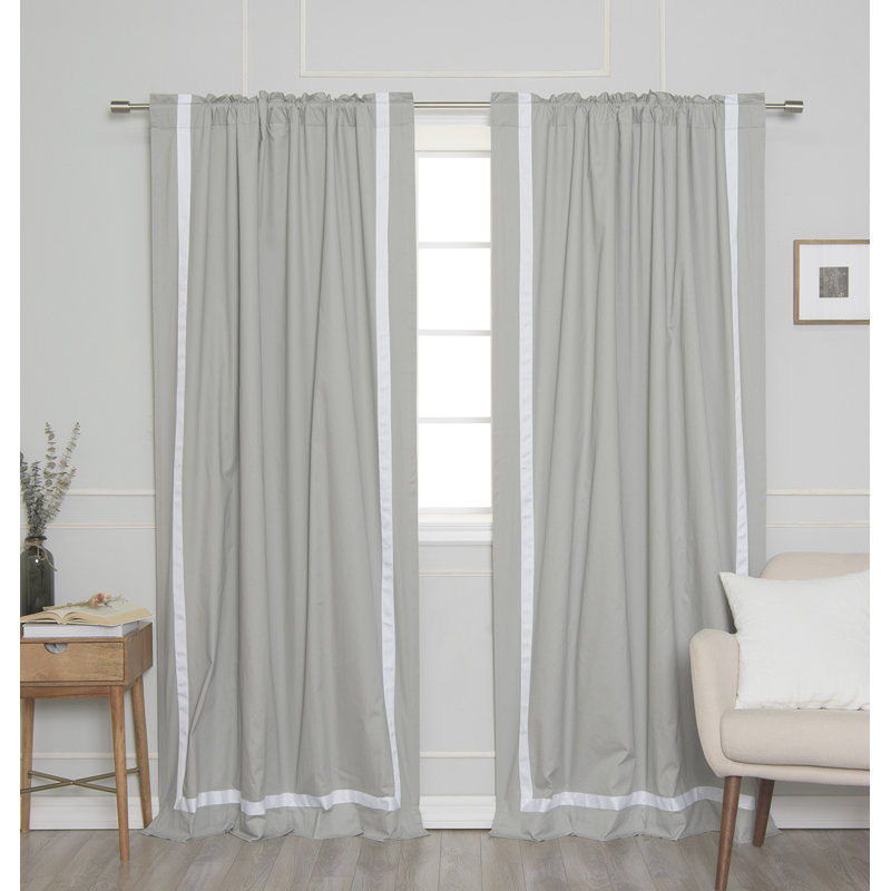 Paire de rideaux occultant et isolant avec passe-tringle Nico, Gris / blanc