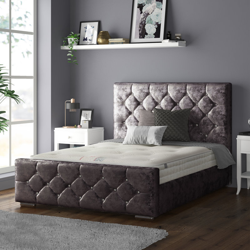 Farallones Upholstered Bed, Double (4'6), Amethyst