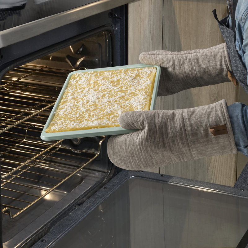 KitchenAid® 10X15in Nonstick Aluminized Steel Baking Sheet, Pistachio