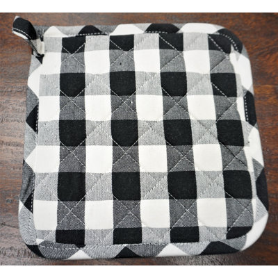 Home & Manor Gingham Cotton Potholder