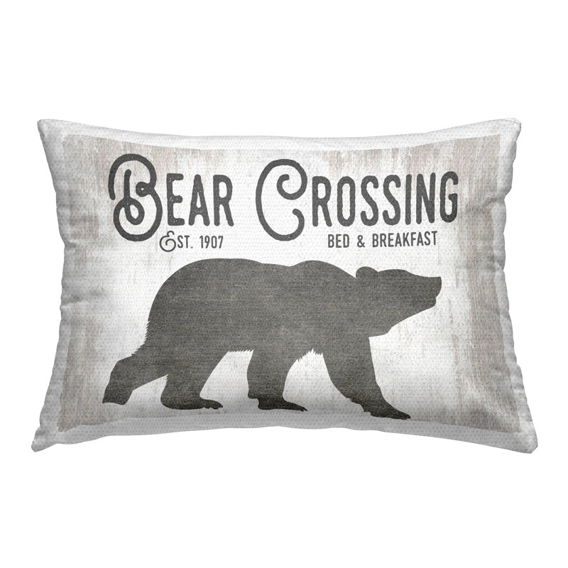 Coussin Rustic Bear Crossing