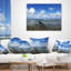 Coussin Seashore, côte rocheuse le long de l'océan Pacifique-29350861-89825768