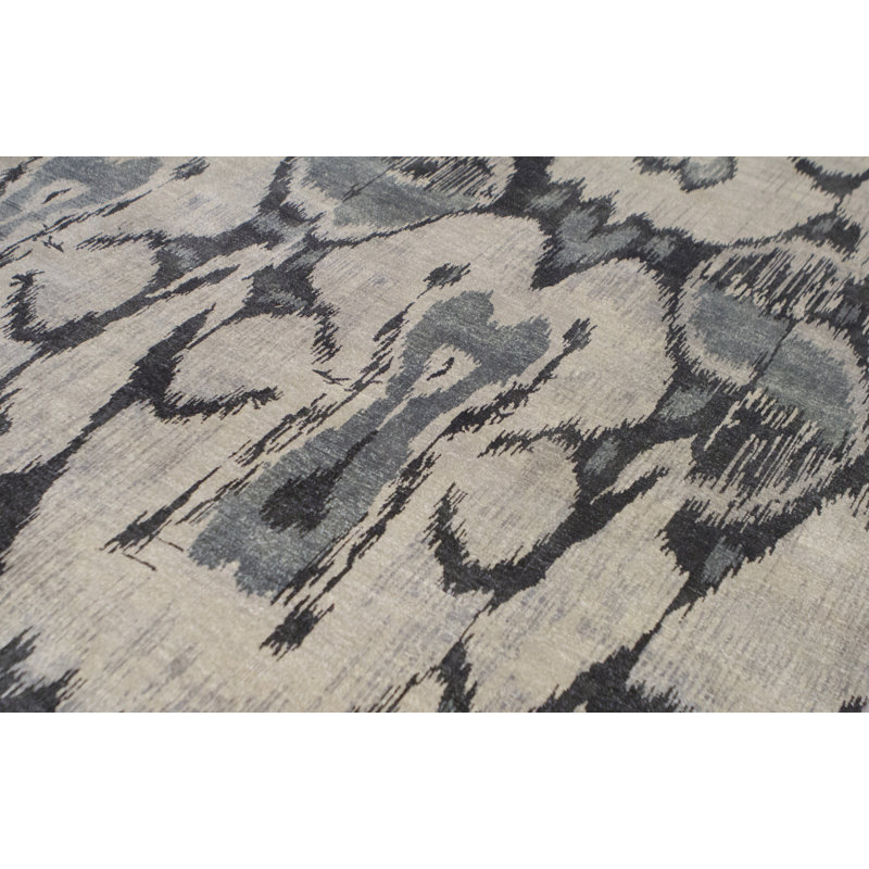 Wool Ikat Area Rug