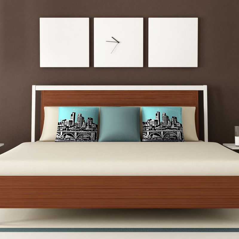 Coussin minneapolis Bird Ave, Ciel, 16 po x 16 po