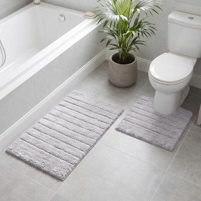 Linear Ribbed Two Piece Bath Mat Set