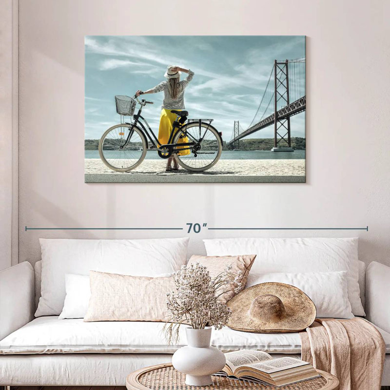 Senne, femme et bicyclette, H 30 po x l 45 po