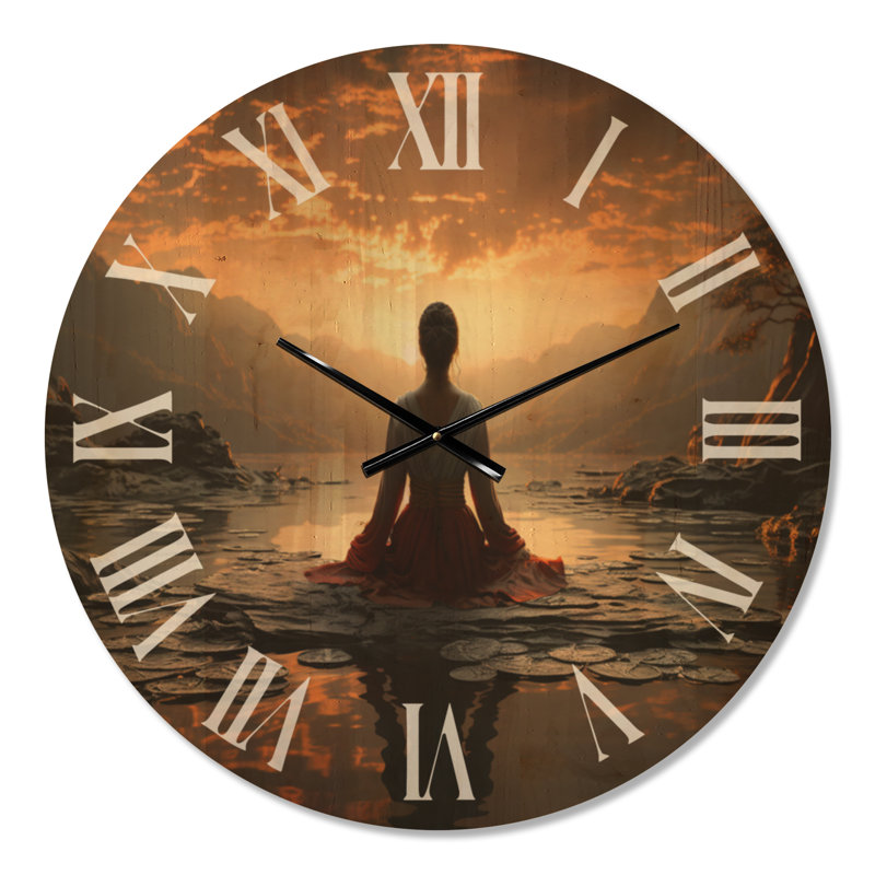 Horloge murale ronde surdimensionnée en bois Peach Meditation, Grand