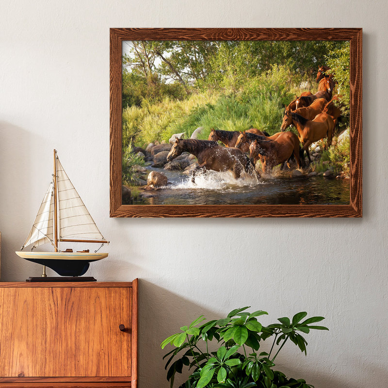 Sunlit Horses IV, reproduction d'art sur toile encadrée, Cadre érable, H 22 po x l 32 po x P 1,5 po