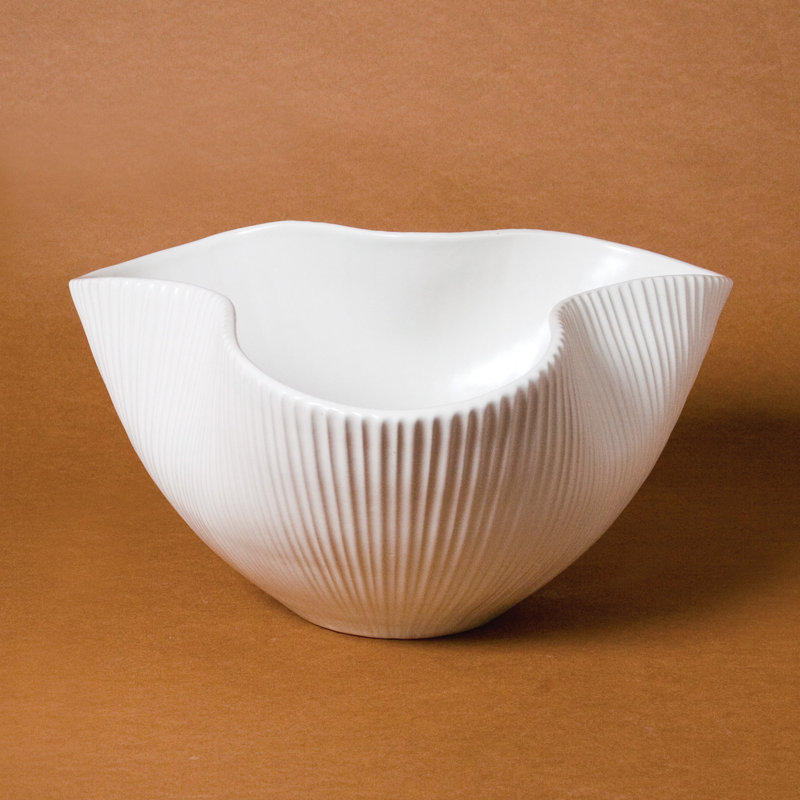 Relief Large Pinch Bowl