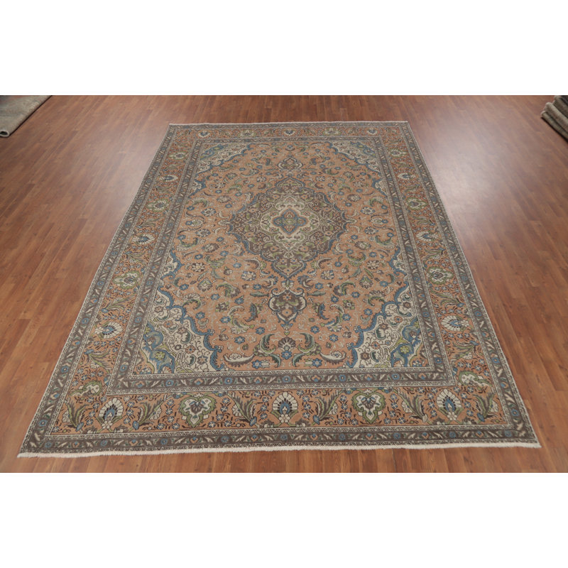 Traditional Wool Area Rug 8x11
