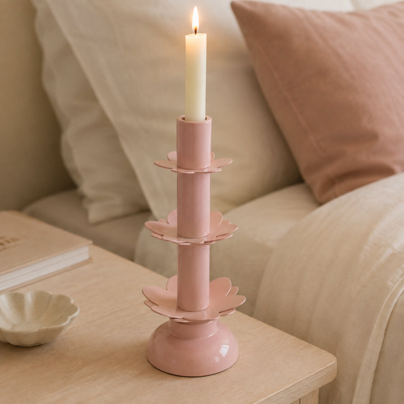 Porte-bougie effilé rose à la main, Rose