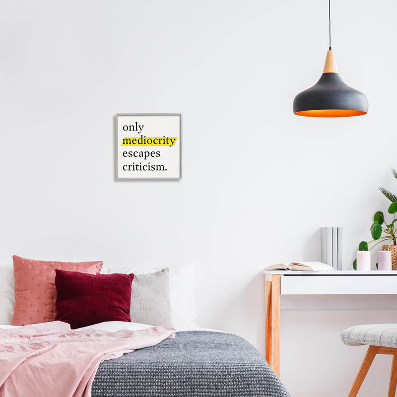 «Mediocrity Escapes», citation de photo encadrée, H 12 po x l 12 po x P 1,5 po, Estampe numérique Farmhouse