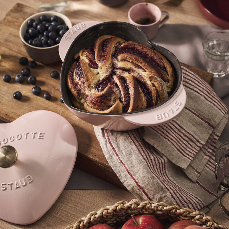 Staub Cast Iron 1.75-Qt Heart Cocotte - Peony Pink