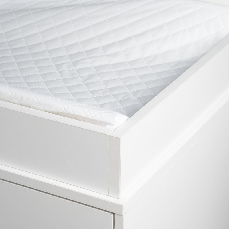 Ladrina Changing Table Dresser with Pad, White