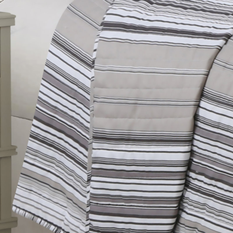 Magana Striped Quilt, Gray, Full/Queen Quilt + 2 Standard Shams