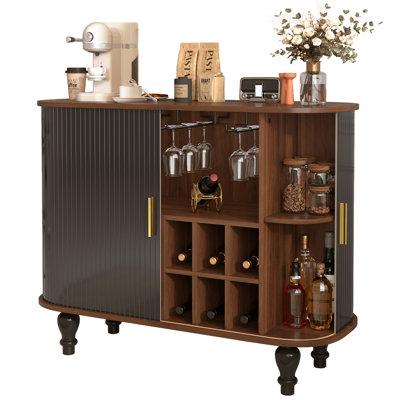 Armoire bar cannelée pour boissons alcoolisées et café avec 6 casiers à vin et 3 porte-verres, armoire de style Mid-Century moderne avec un grand tiroir de rangement, 4 espaces de rangement cachés sur le côté
