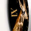 Gros plan, portrait d'une girafe IV - Horloge murale de ferme-60187515