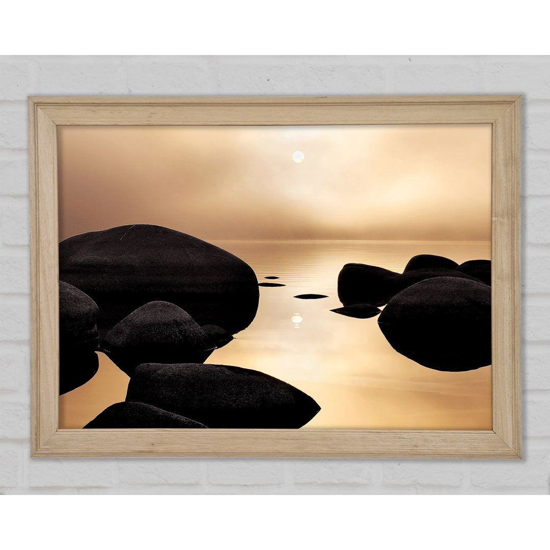 Tranquil Ocean Rocks Gerahmter Druck