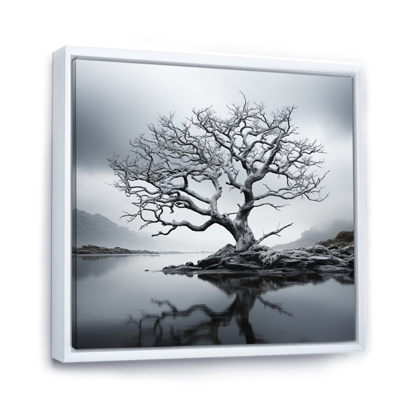 «Stormy Grays Tree Emotion» sur toile, H 24 po x l 24 po x P 1 po, Cadre flottant blanc