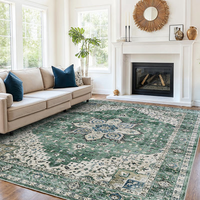 Tapis d'intérieur vintage d'inspiration orientale, lavable à la machine et doté d'un envers antidérapant, idéal pour les zones de passage fréquent : salon, chambre, cuisine, couloir, entrée.