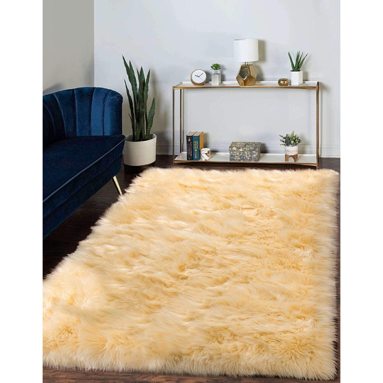 Nisar Indoor Rug