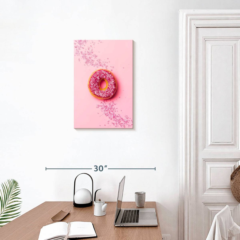 Yarlin Doughnut, 24" H x 16" W