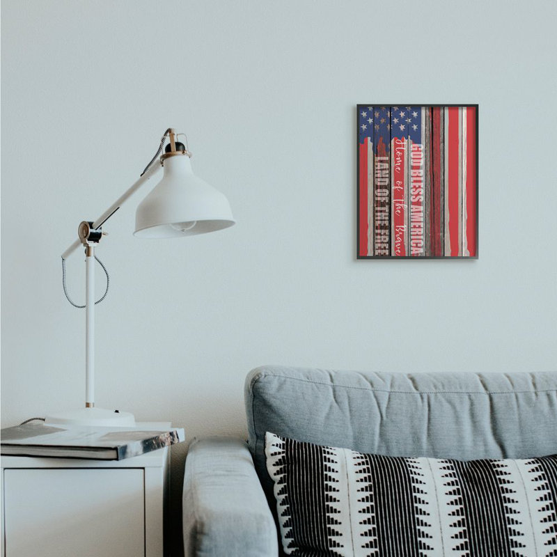 «God Bless America Wood Grain Flag» par Kim Allen - impression d'art graphique, H 14 po x l 11 po