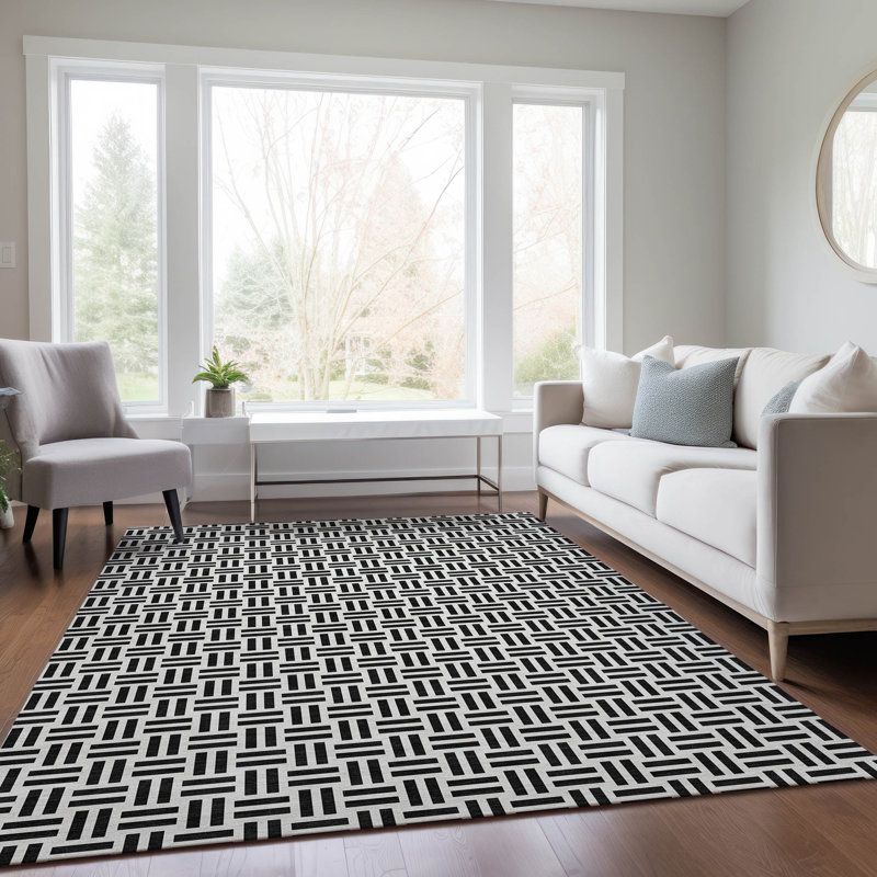 Black Geometric Synthetic Rectangular Indoor/Outdoor Rug 2'6" x 3'10"