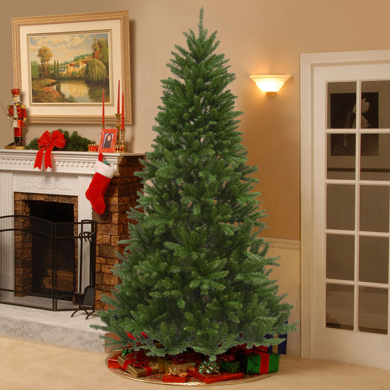 L'épinette Peyton de 7,5 pi Holiday Aisle®