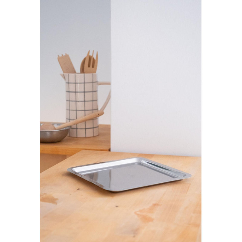 Plateau de service 100% acier inoxydable, argent, 9,1 x 9,1 x 0,4 pouces | Conception durable et élégante | Parfait pour recevoir, servir des aliments et des boissons, facile à nettoyer, idéal pour la maison et la cuisine