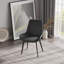 Chaise de salle à manger moderne avec un design ergonomique et des pieds en métal robustes pour le confort et la durabilité
