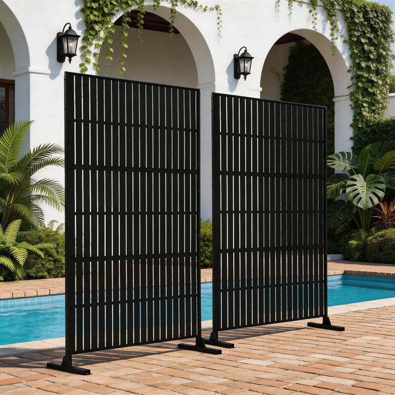 Metal Privacy Screen With Block Pattern
