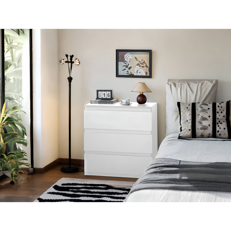Saransh 70cm W 3 - Drawer Chest of Drawers